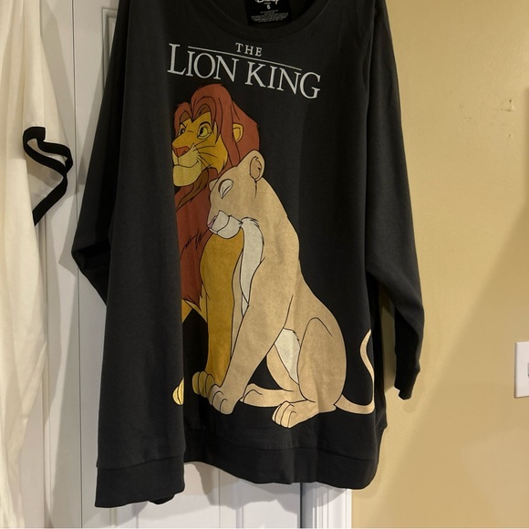 (3) NWT TORRID Hello Kitty ANNIVERSARY T-Shirt Tee SIZE 6 6X + DISNEY LION KING - Picture 4 of 15